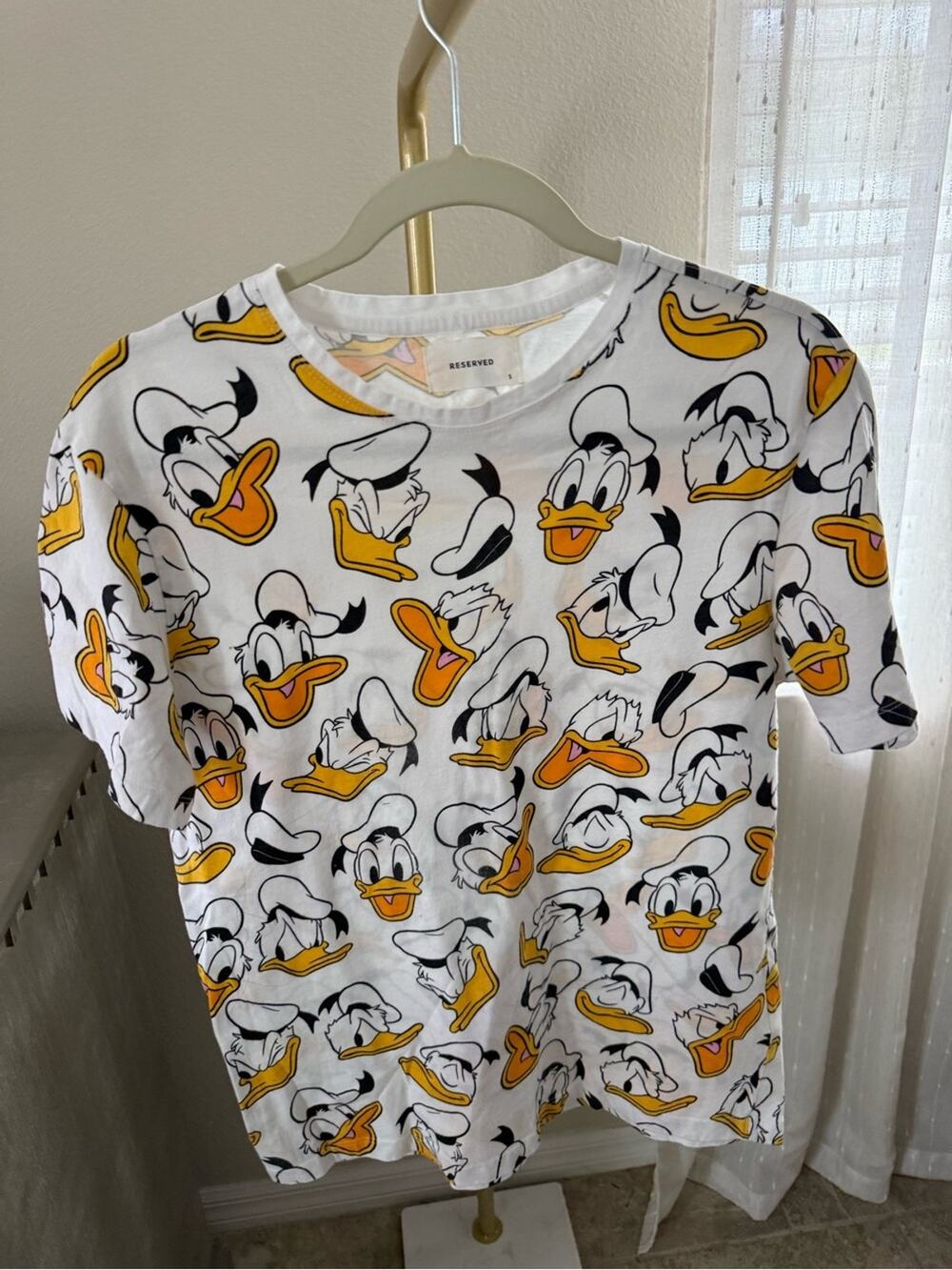 Disney Reserved Donald Duck Print Tee - White, Yellow & Black